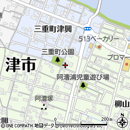 三重県津市柳山津興556周辺の地図