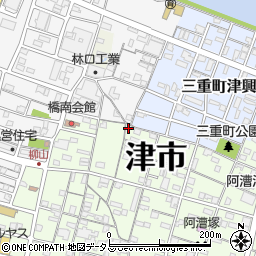 三重県津市柳山津興1623周辺の地図