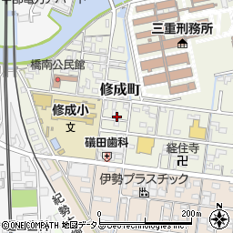 三重県津市修成町7周辺の地図
