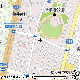 三重県津市本町19-11周辺の地図