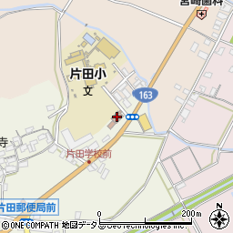 津市片田公民館周辺の地図