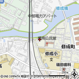 三重県津市修成町11周辺の地図