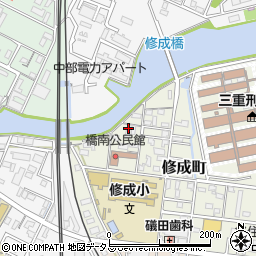 三重県津市修成町12周辺の地図