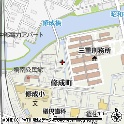 三重県津市修成町15周辺の地図