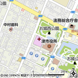 津市役所　政策財務部検査課周辺の地図