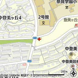 セブンイレブン奈良中登美ケ丘３丁目店周辺の地図