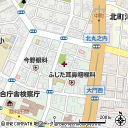 三重県津市中央周辺の地図