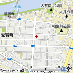 三重県津市相生町352周辺の地図