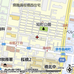 三重県津市桜橋2丁目153周辺の地図