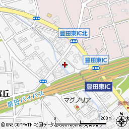 静岡県磐田市富丘792-3周辺の地図
