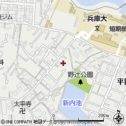 兵庫県加古川市平岡町新在家2121-5周辺の地図
