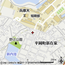 兵庫県加古川市平岡町新在家2066-77周辺の地図