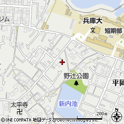 兵庫県加古川市平岡町新在家2121-7周辺の地図