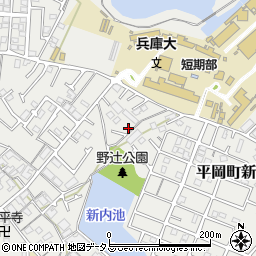 兵庫県加古川市平岡町新在家2103-8周辺の地図