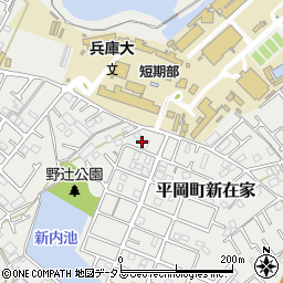 兵庫県加古川市平岡町新在家2066-76周辺の地図
