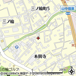 愛知県豊橋市三ノ輪町本興寺51周辺の地図