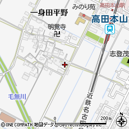 三重県津市一身田平野526周辺の地図