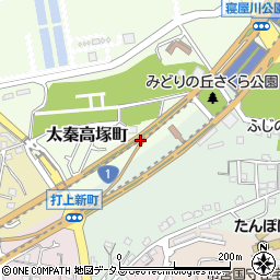 大阪府寝屋川市太秦高塚町6周辺の地図