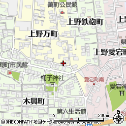 三重県伊賀市上野万町2245周辺の地図