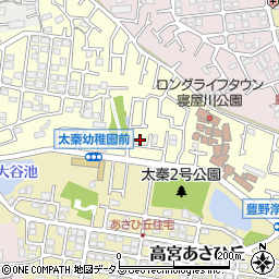大阪府寝屋川市太秦緑が丘25-17周辺の地図