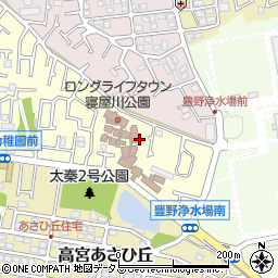 大阪府寝屋川市太秦緑が丘34周辺の地図