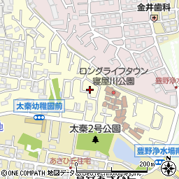 大阪府寝屋川市太秦緑が丘36周辺の地図