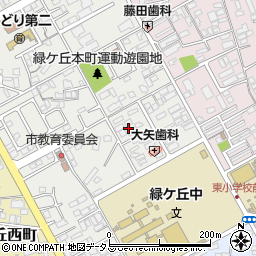 三重県伊賀市緑ケ丘本町4201周辺の地図
