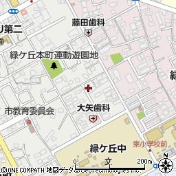 三重県伊賀市緑ケ丘本町4174-2周辺の地図