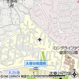 大阪府寝屋川市太秦緑が丘7-9周辺の地図