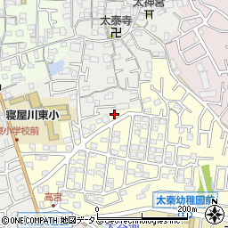 大阪府寝屋川市太秦緑が丘3-12周辺の地図