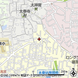 大阪府寝屋川市太秦緑が丘4-18周辺の地図