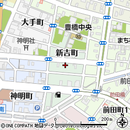 愛知県豊橋市新吉町30-2周辺の地図