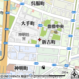 愛知県豊橋市新吉町26-2周辺の地図
