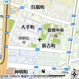 愛知県豊橋市新吉町12-3周辺の地図