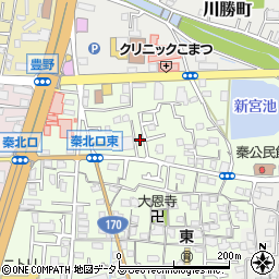 大阪府寝屋川市秦町12-33周辺の地図