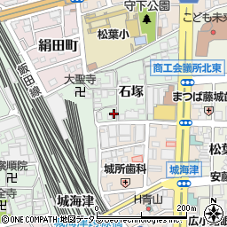 愛知県豊橋市花田町石塚20周辺の地図