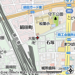 愛知県豊橋市花田町石塚83周辺の地図