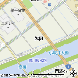 愛知県豊川市小坂井町欠田周辺の地図