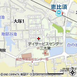 兵庫県三木市君が峰町2-28周辺の地図