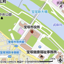 宝塚市役所周辺の地図