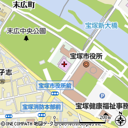 宝塚市末広体育館周辺の地図