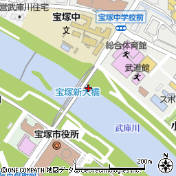 宝塚新大橋周辺の地図