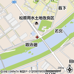 愛知県豊川市行明町鍜治廻周辺の地図