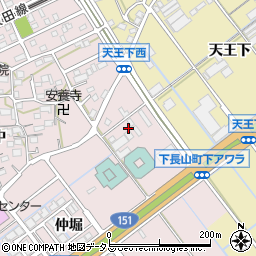 愛知県豊川市篠束町仲堀11-1周辺の地図