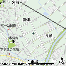 愛知県豊川市御津町下佐脇是願8周辺の地図