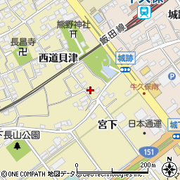 愛知県豊川市下長山町西道貝津75-2周辺の地図