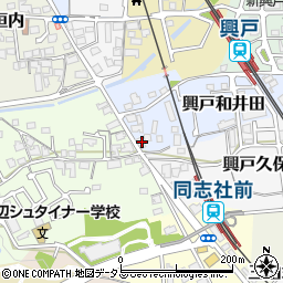 京都府京田辺市興戸和井田56-1周辺の地図