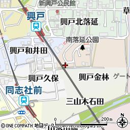 京都府京田辺市興戸南落延25-15周辺の地図