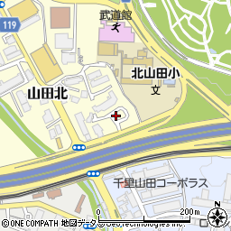 大阪府吹田市山田北9-3周辺の地図