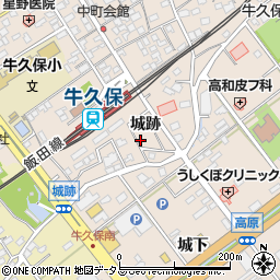 愛知県豊川市牛久保町城跡25周辺の地図